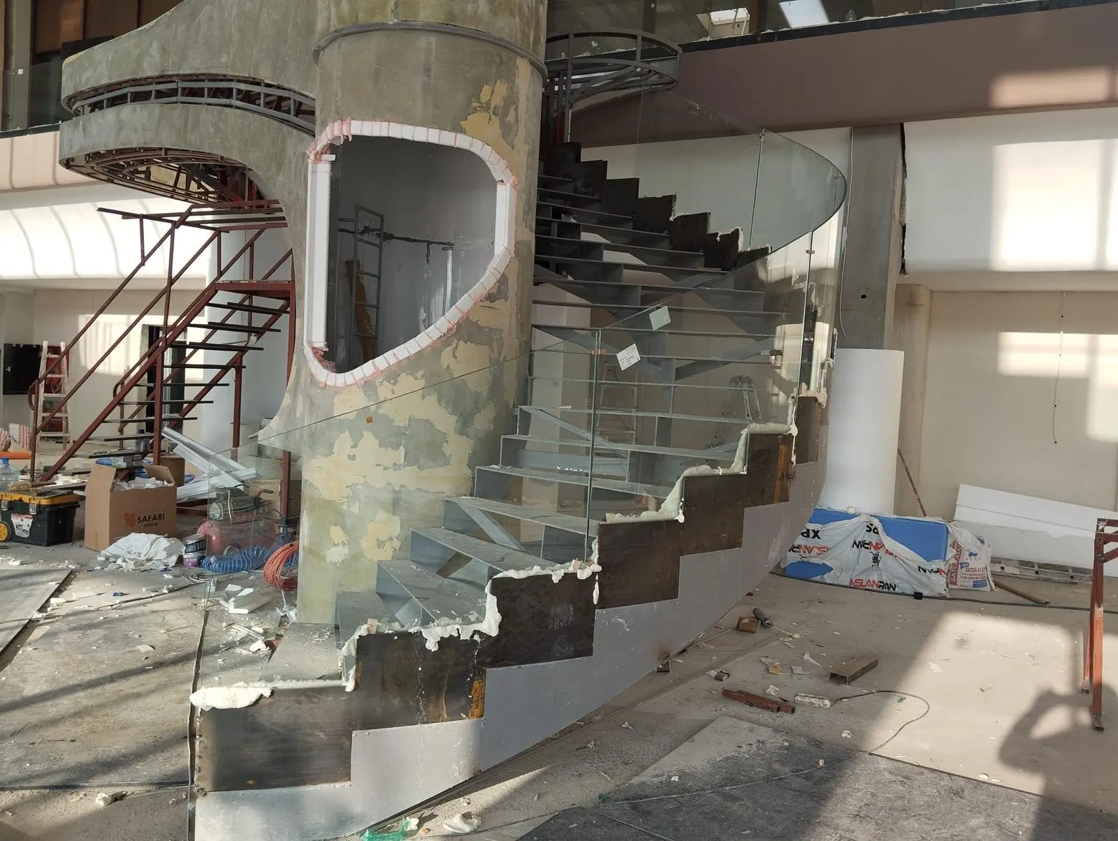 Alüminyum doğrama ve cam işleri - proje görseli 5