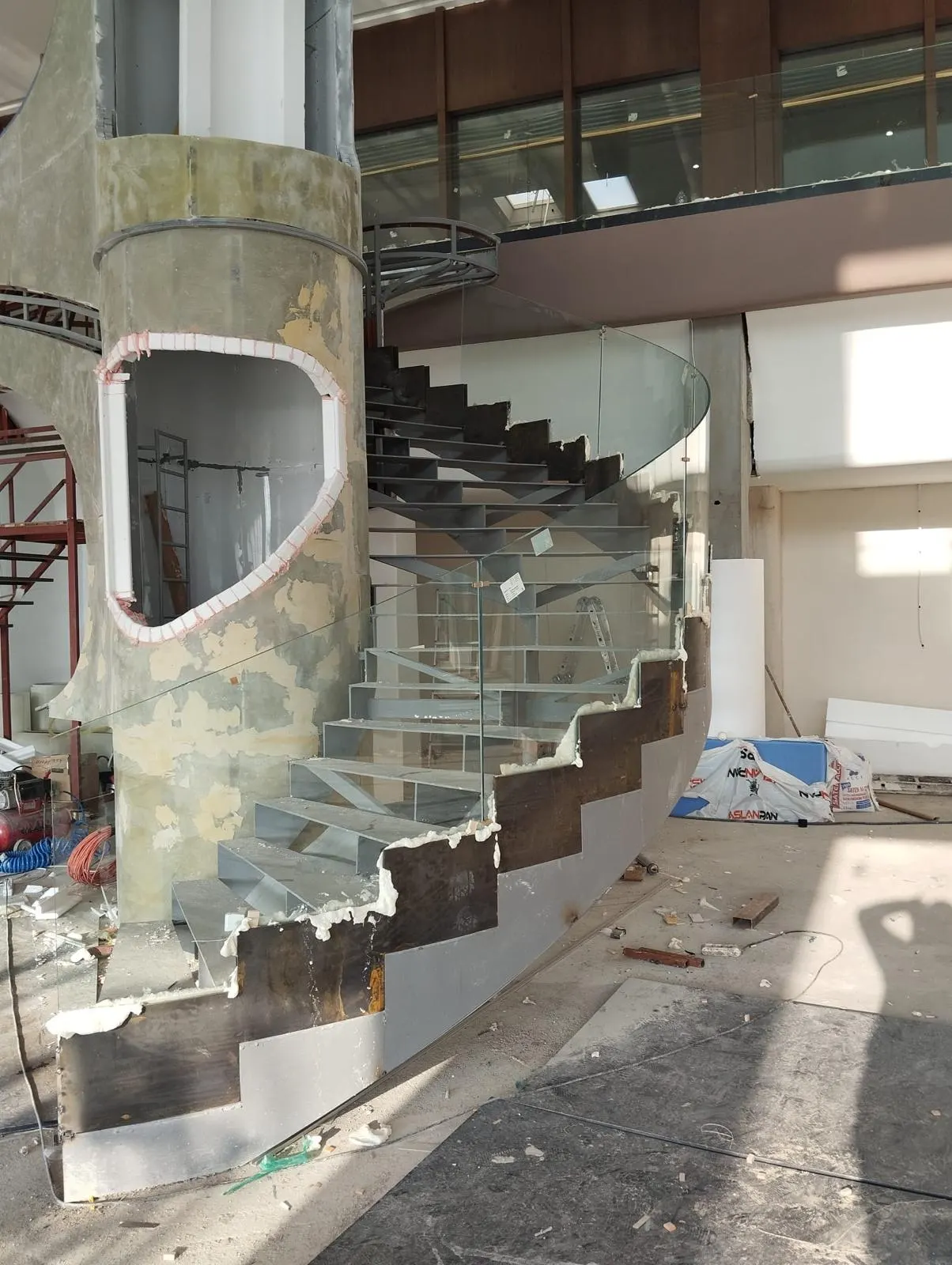 Alüminyum doğrama ve cam işleri - proje görseli 7