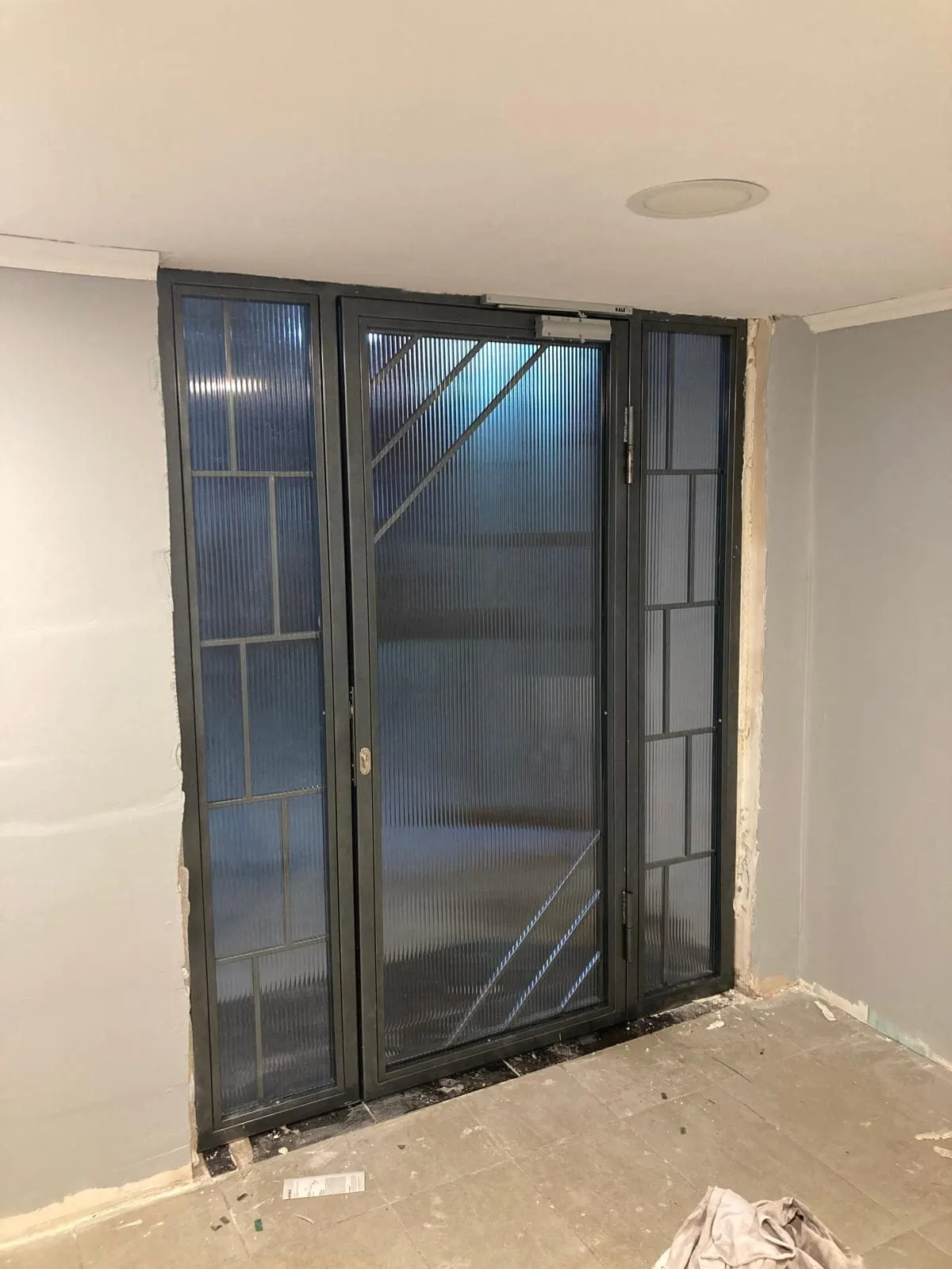 Demir kapı ve raf sistemleri modelleri - proje görseli 2