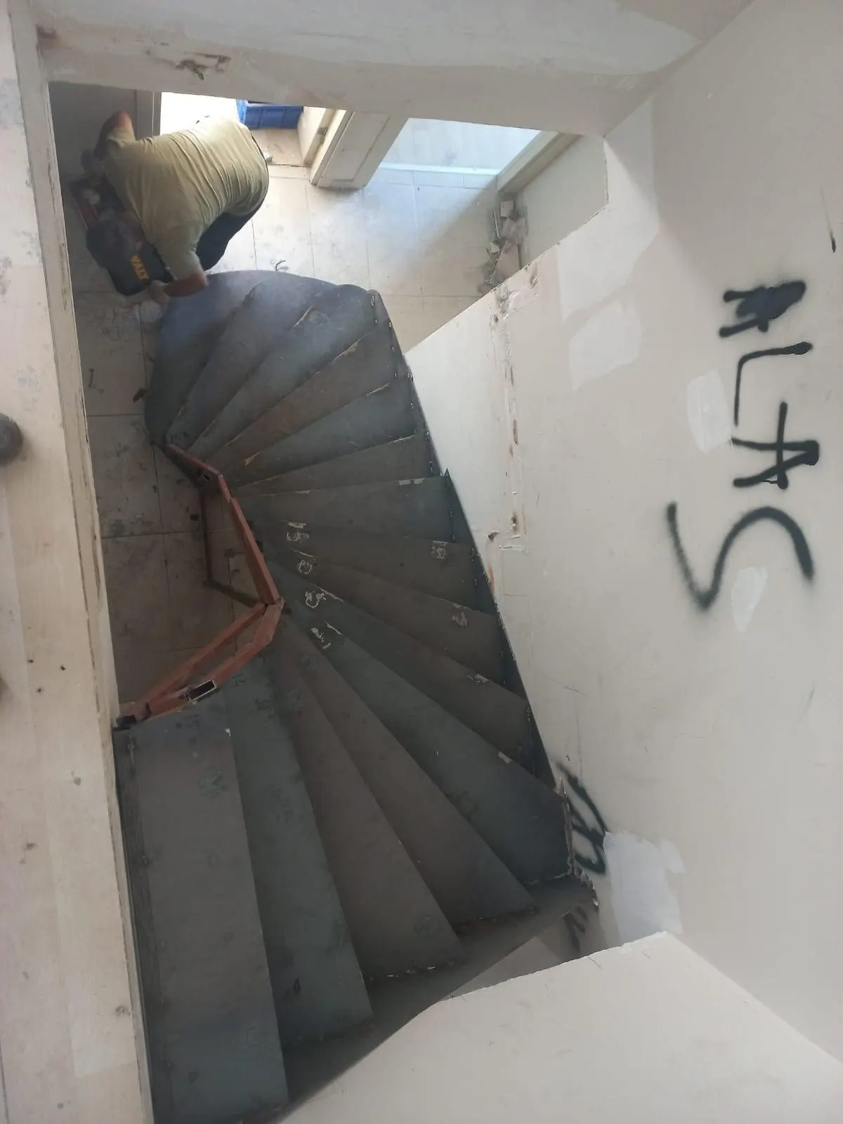 Merdiven korkulukları ve kör kasa imalatları - proje görseli 12