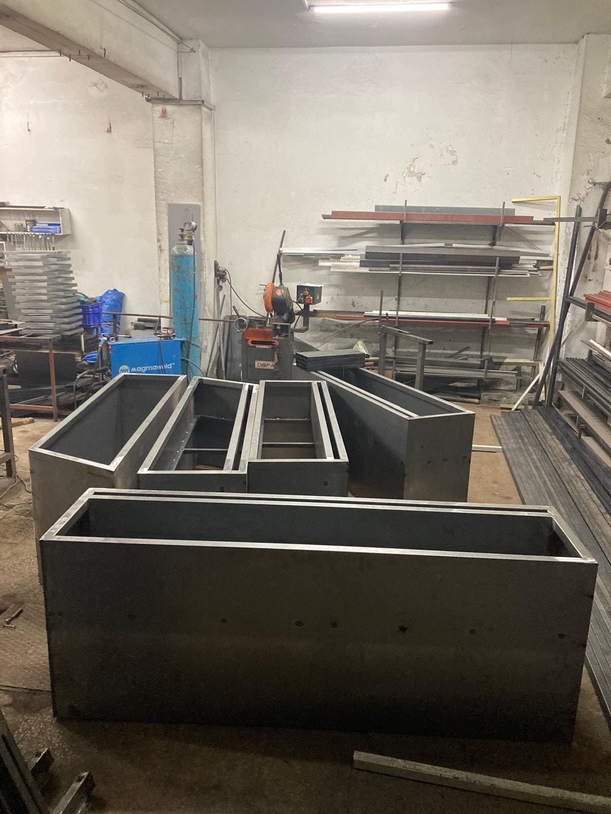 Metal saksı uygulamaları - proje görseli 2